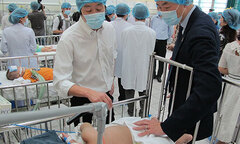 Trẻ chết do sởi, tôi rất đau!